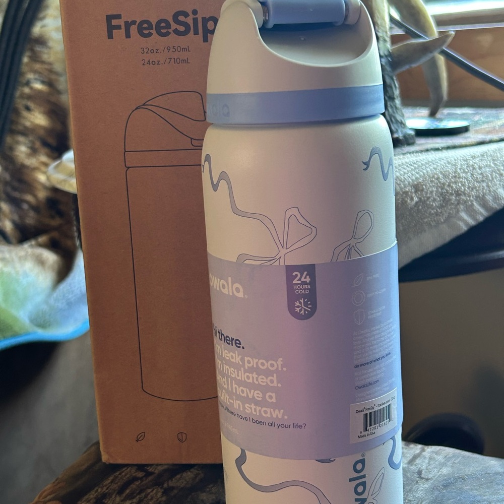 Push Button Insulated Water Bottle (Owala) - Picture 2 of 5